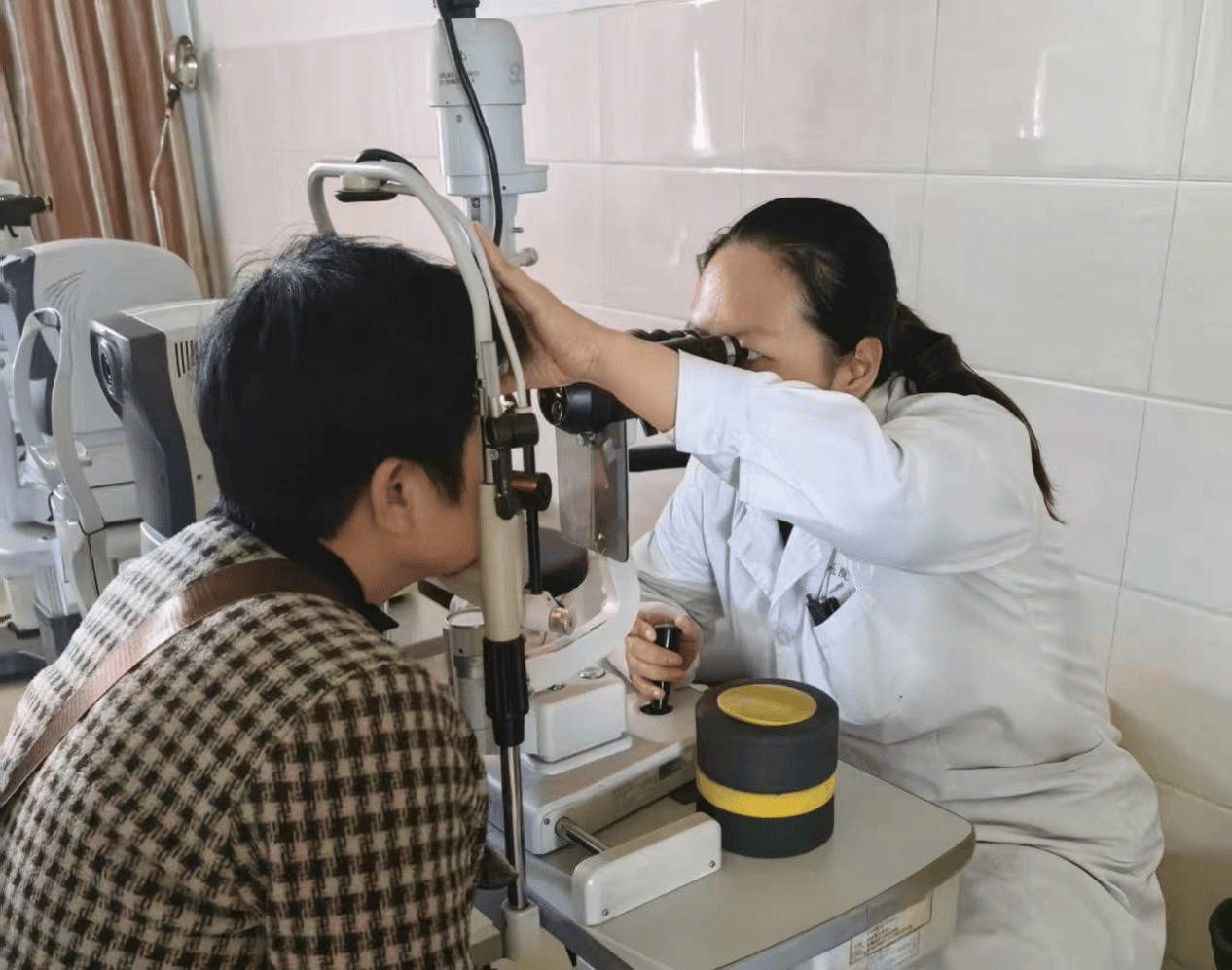 河北保定：关注眼健康 警惕眼肿瘤信号