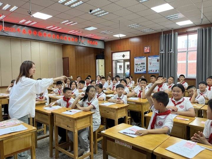 创新关爱模式！桐梓：多举措守护儿童健康成长