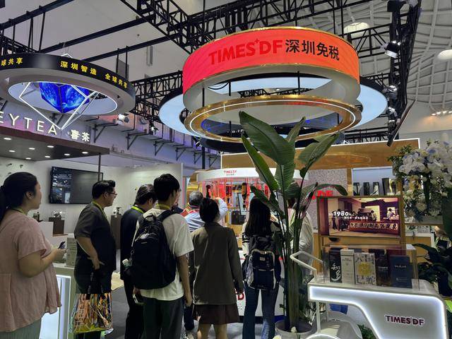 深圳“AI+”闪耀消博会！AI机器人、AI宠物、AI眼镜......集体出圈